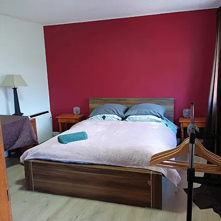 Holiday home A Chatelus, Au Calme Dans L'allier